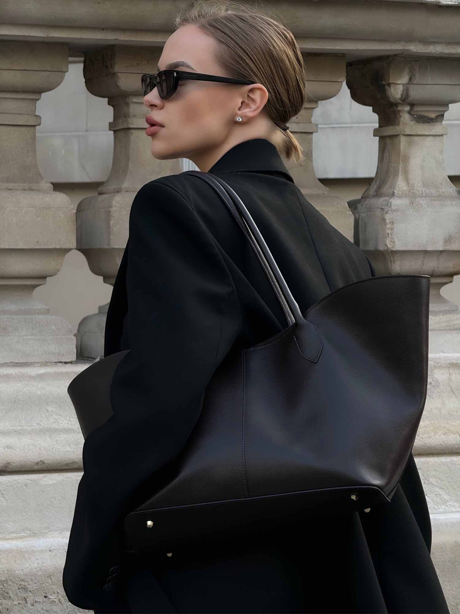 LOREN in Pelle Calfskin Jet Black